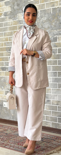 کت شلوار کرم تن خودم رنگ کرم